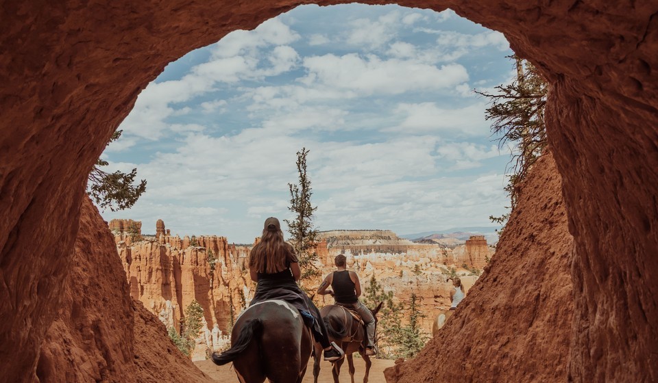 horse riding in zion and bryce national park
