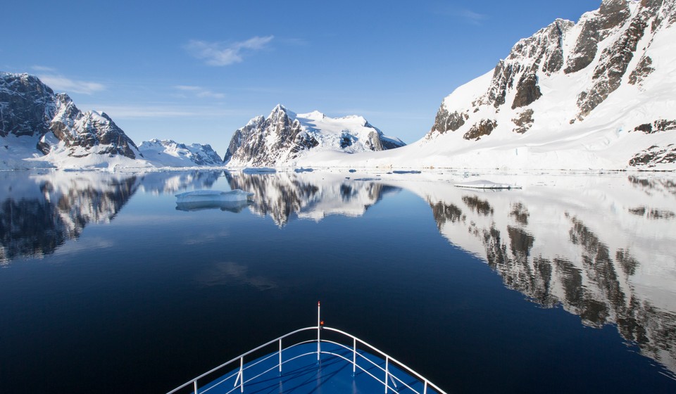 Antarctic mainland as seen from the expedition cruise