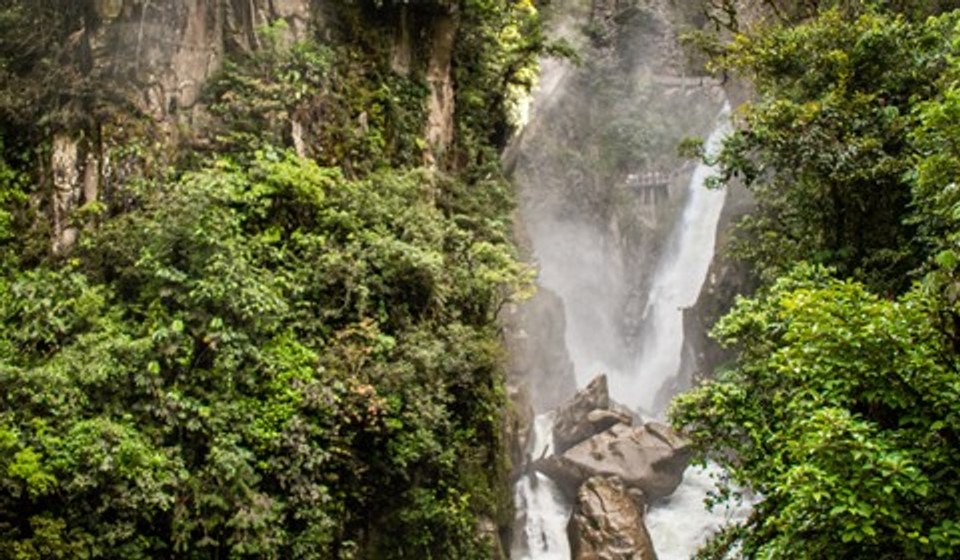 Pailon del Diablo Waterfall